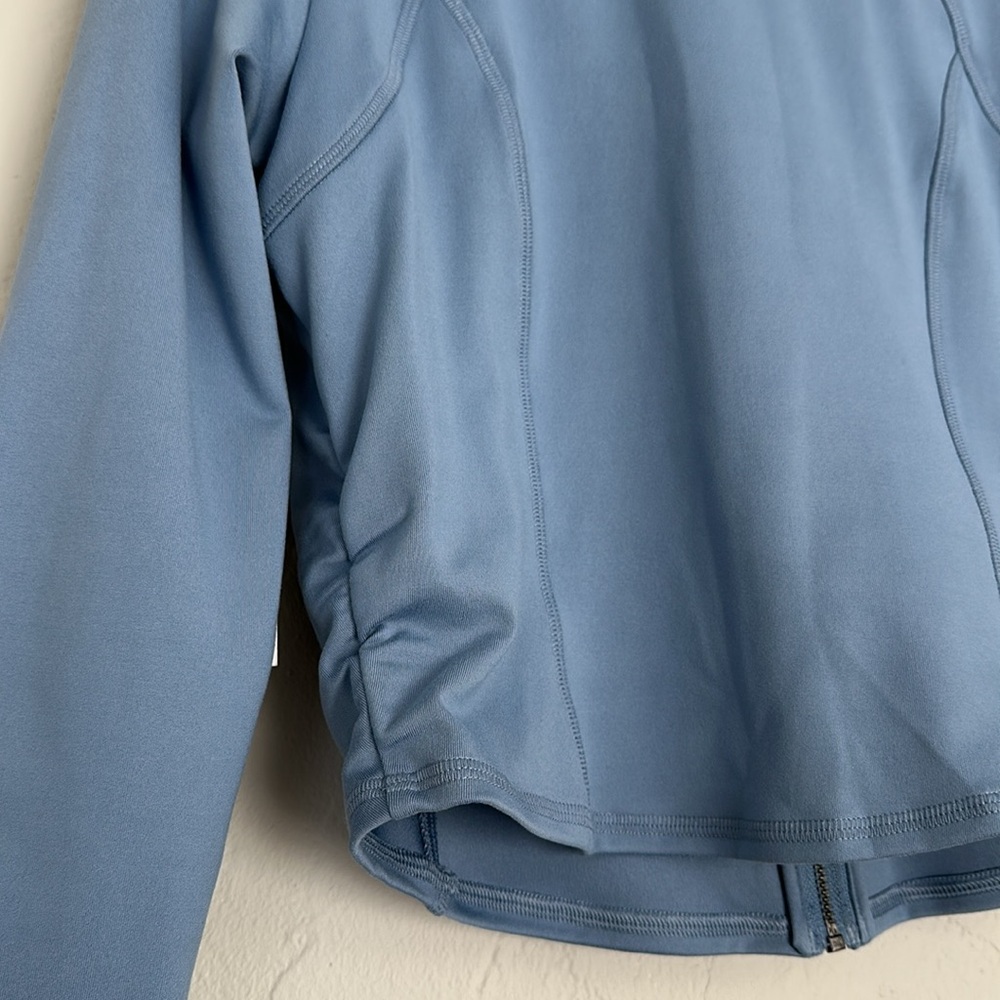 🪁 Gilly Hicks Active Zip up - Picture 6 of 6